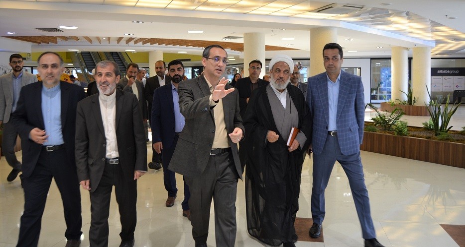 گزارش تصویری از بازدید اعضای کمیسیون فرهنگی مجلس شورای اسلامی از کارخانه نوآوری گرگان