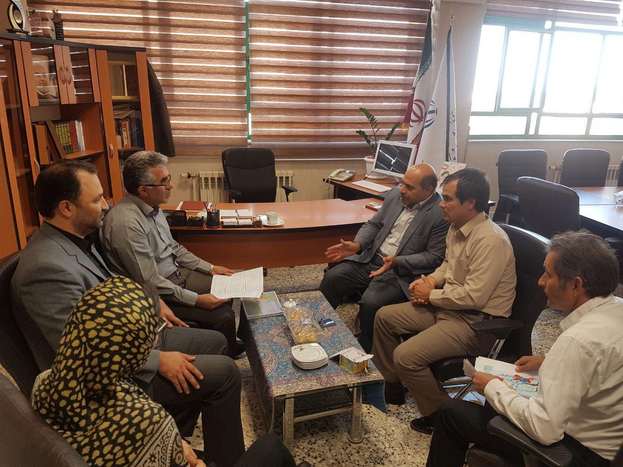 ديدار دكتر حسام با مديركل آموزشو پرورش استان گلستان