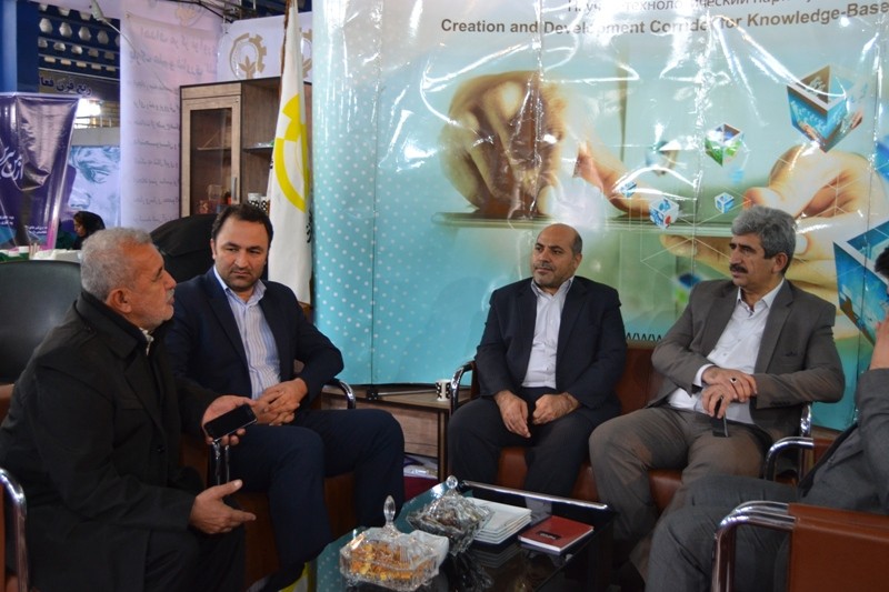 بازديد مديران دستگاه‌هاي اجرايي و روساي دانشگاه‌هاي استان از نوزدهمين نمايشگاه دستاوردهاي پژوهش، فناوري و فن بازار گلستان