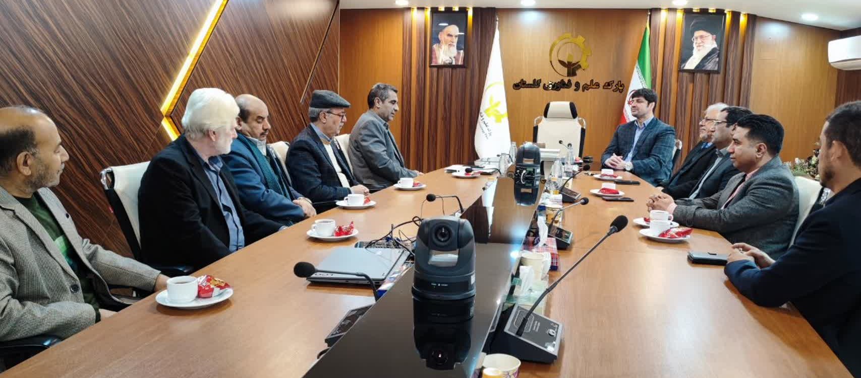 تأکید بر گسترش همکاریهای علمی در نشست رئیس پارک علم و فناوری گلستان با فرهیختگان سیستانی و بلوچ